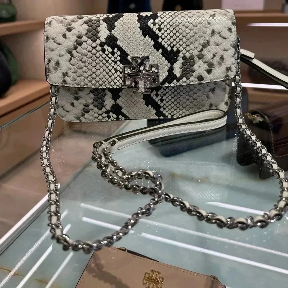 Tory Burch Warm White And Black Bag - Picture 2 of 13